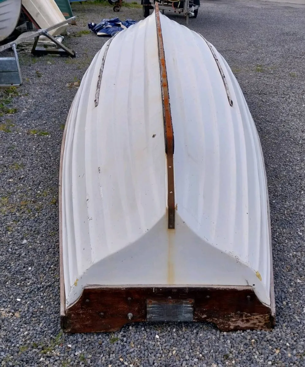 19 burke Ft lakeboat Boat  complete w floors + oar - Image 2