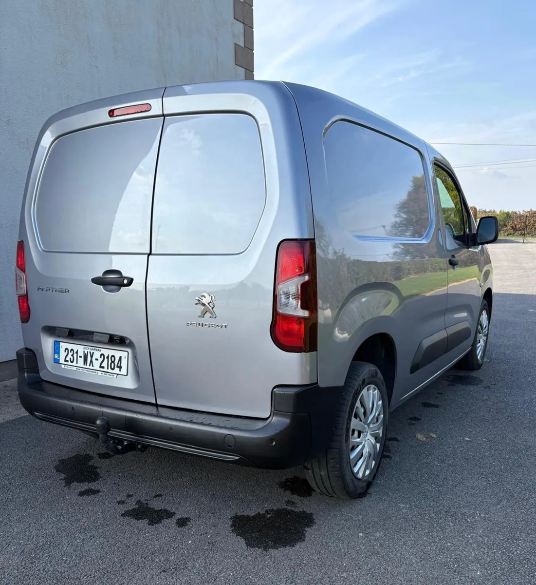 Peugeot Partner Only 40k kms 3 Seater Sliding Door - Image 4