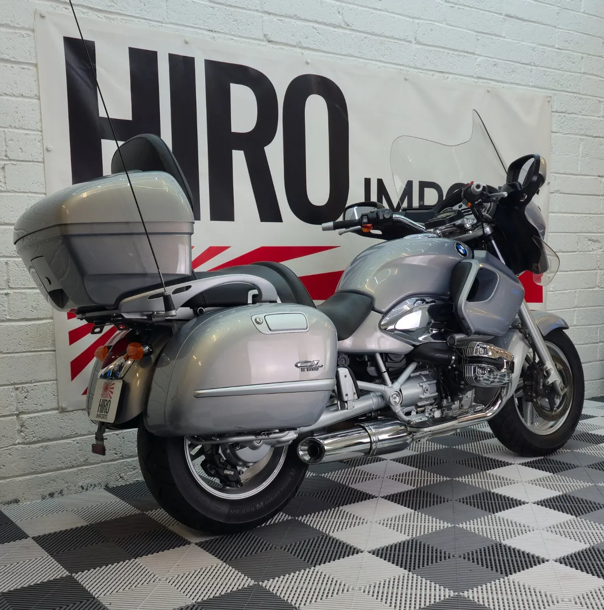 2003 BMW R1200CL Luxury Cruiser - Image 2