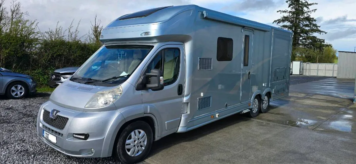 151 PEUGEOT MOTO-TREK MOTORHOME - Image 1