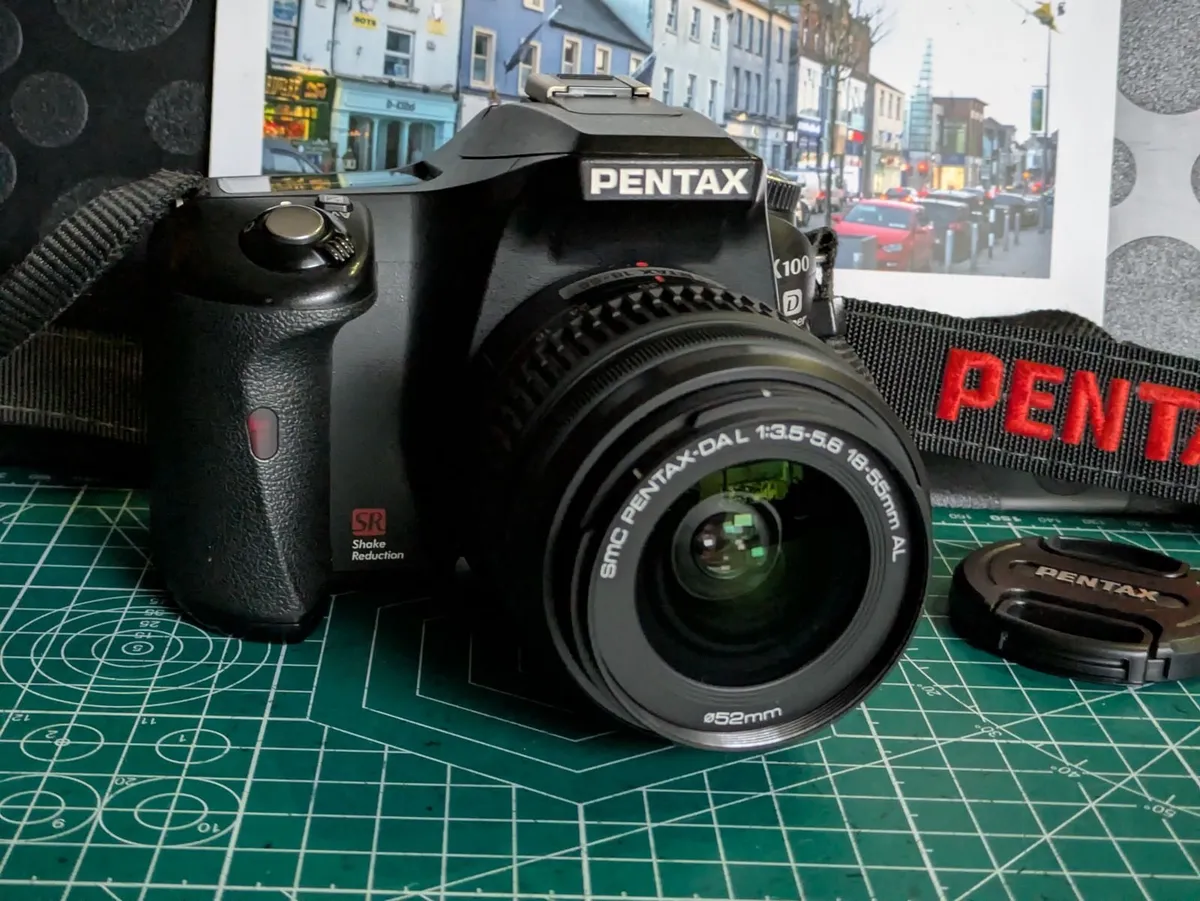 Pentax K100D Super,   CCD🌈💥 sensor DSLR camera - Image 1