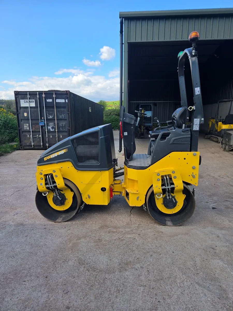 Bomag 120 Roller - Image 2