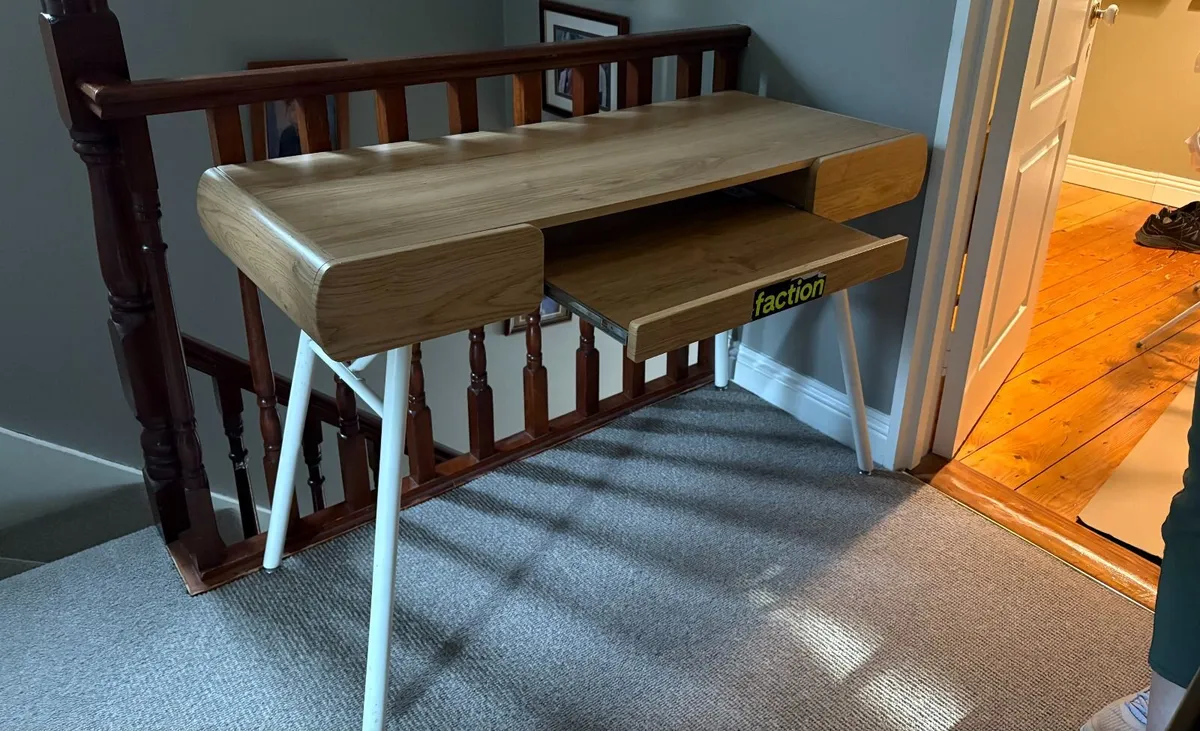 desk for sale - Image 2