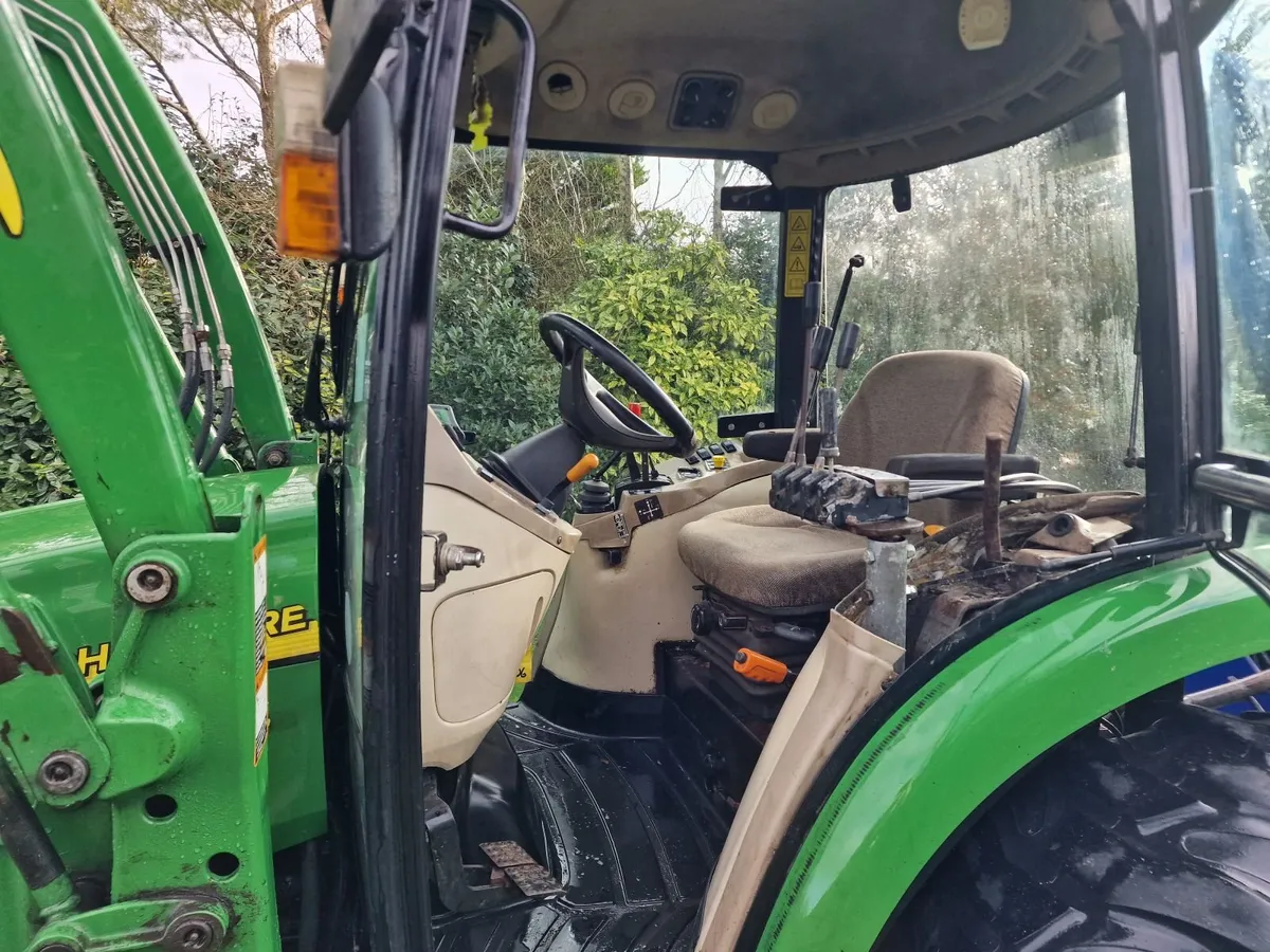 John Deere 4520 55hp Compact Tractor Loader Hedge - Image 3