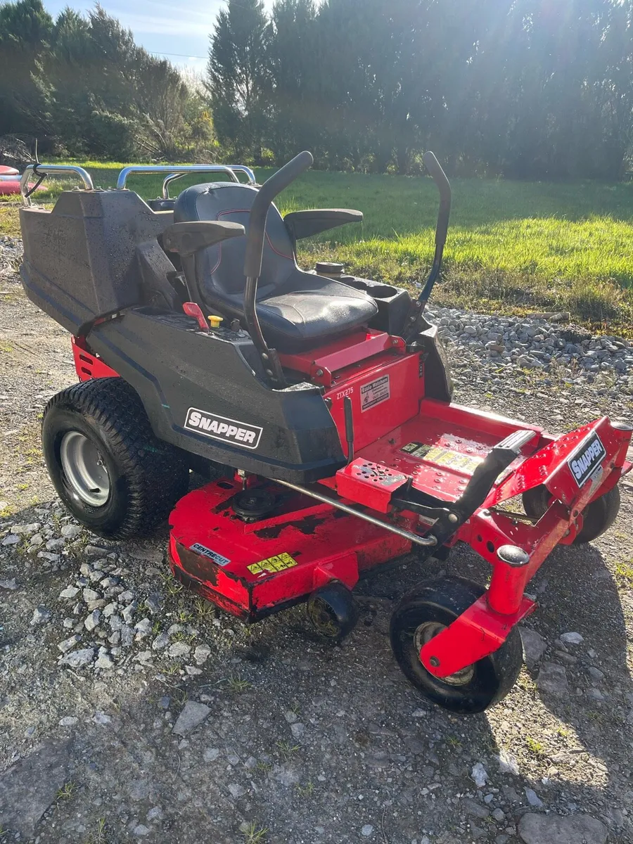 Snapper zero turn lawnmower - Image 2