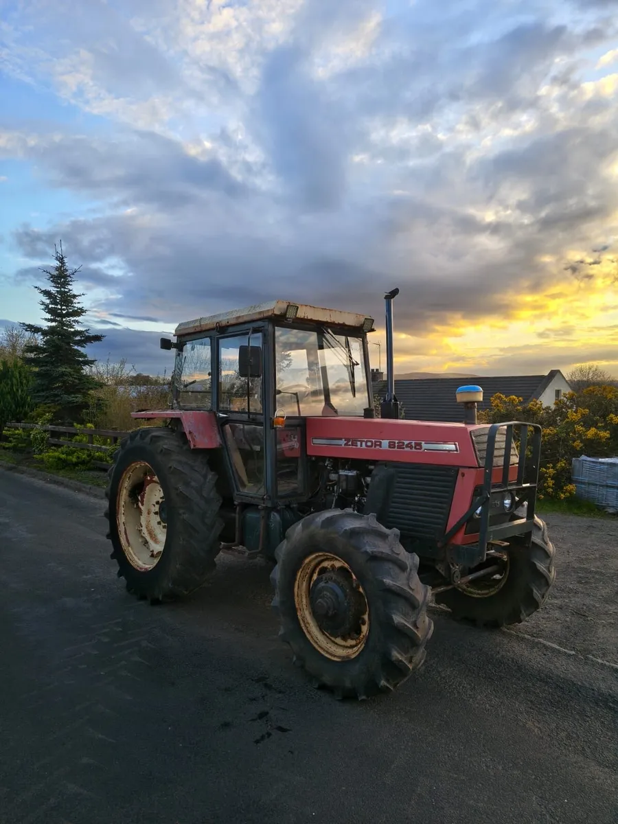 Zetor 8245 - Image 2