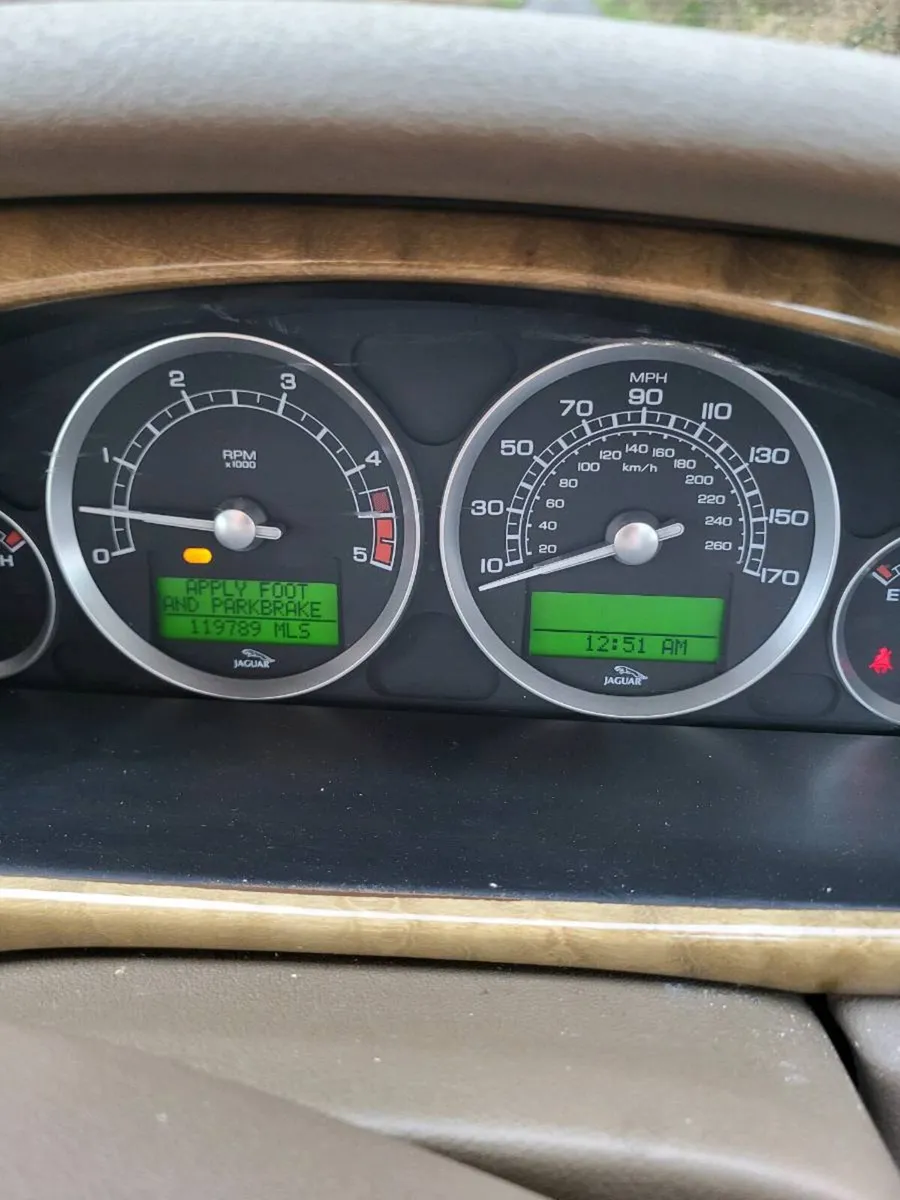 Jaguar S Type - Image 4