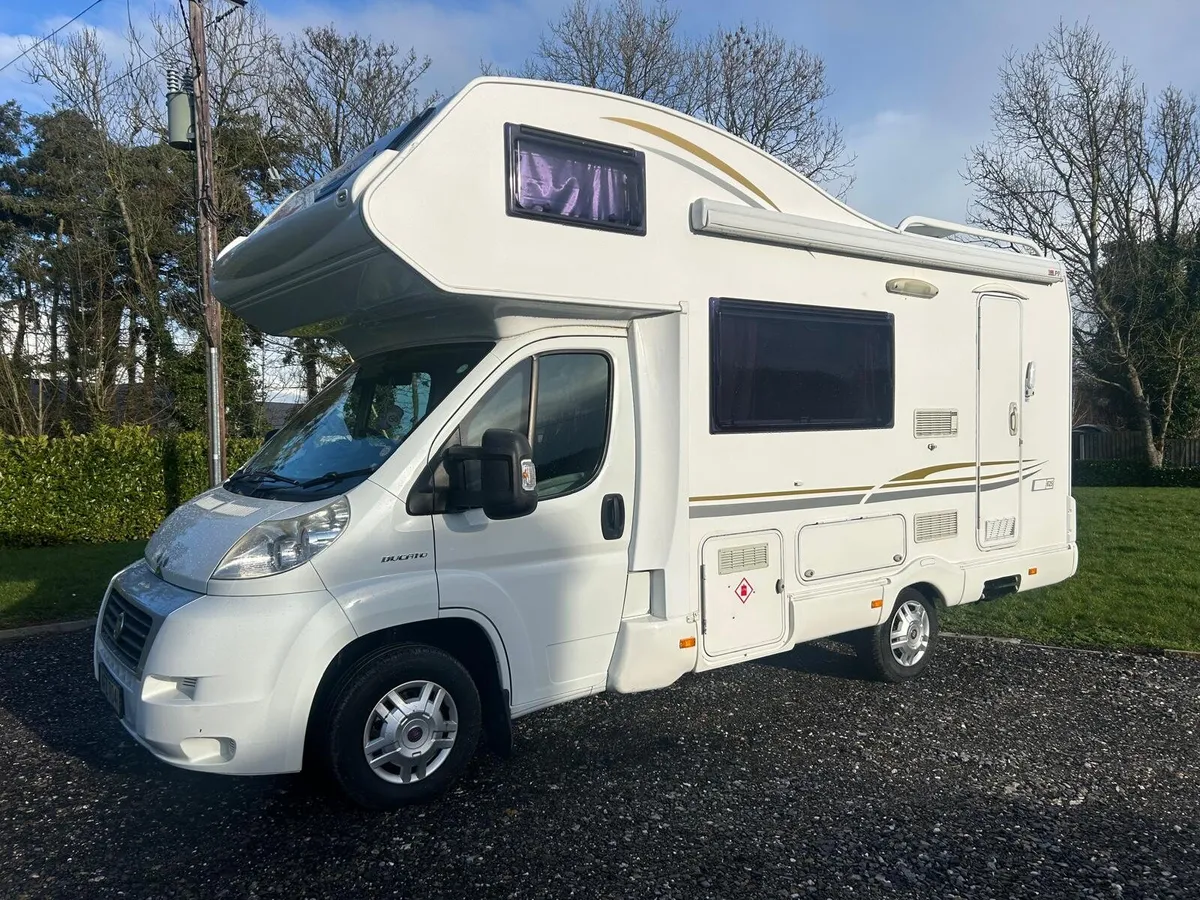 Fiat Ducato Camper 2010 excellent condition - Image 3