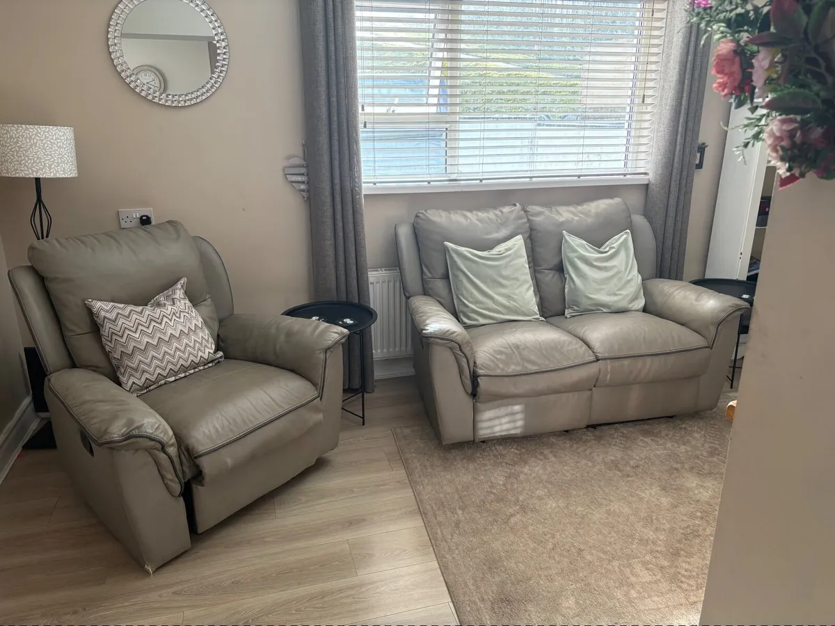 2 seater and 1 seater grey leather recliner sofas - Image 2