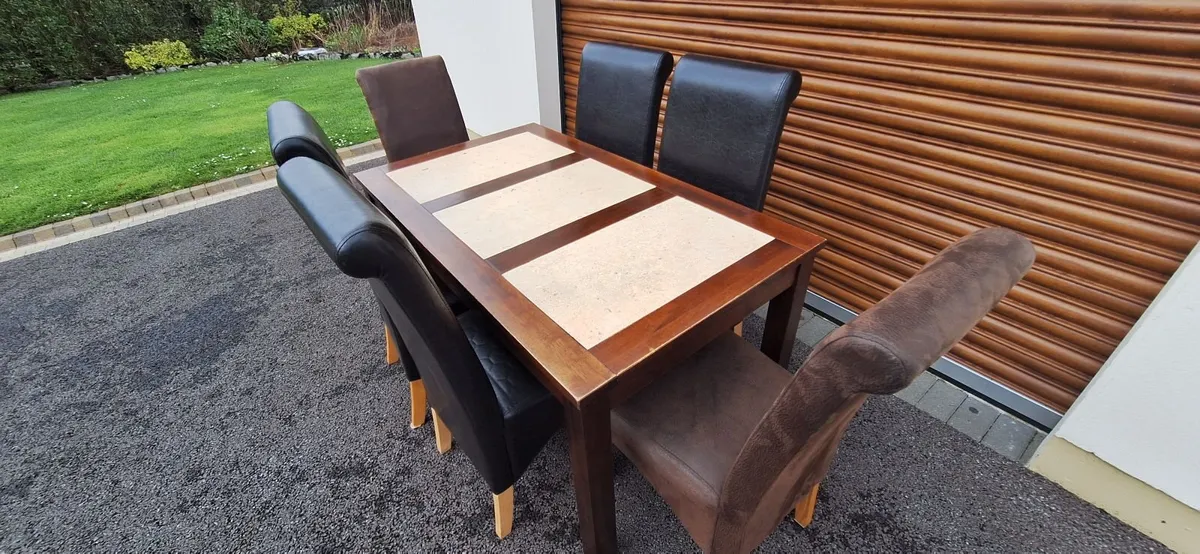 Table & 6 chairs - Image 3