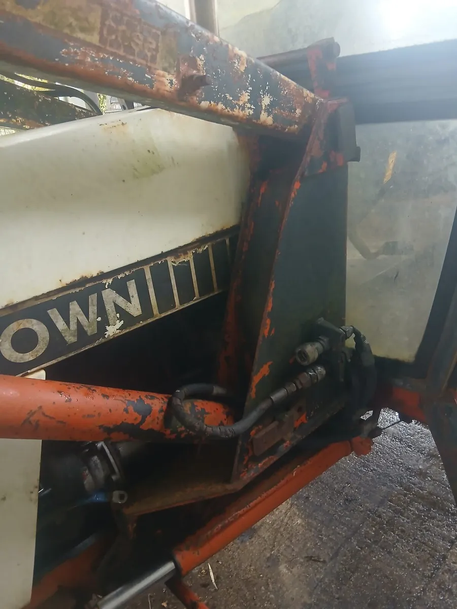David Brown front loader - Image 4
