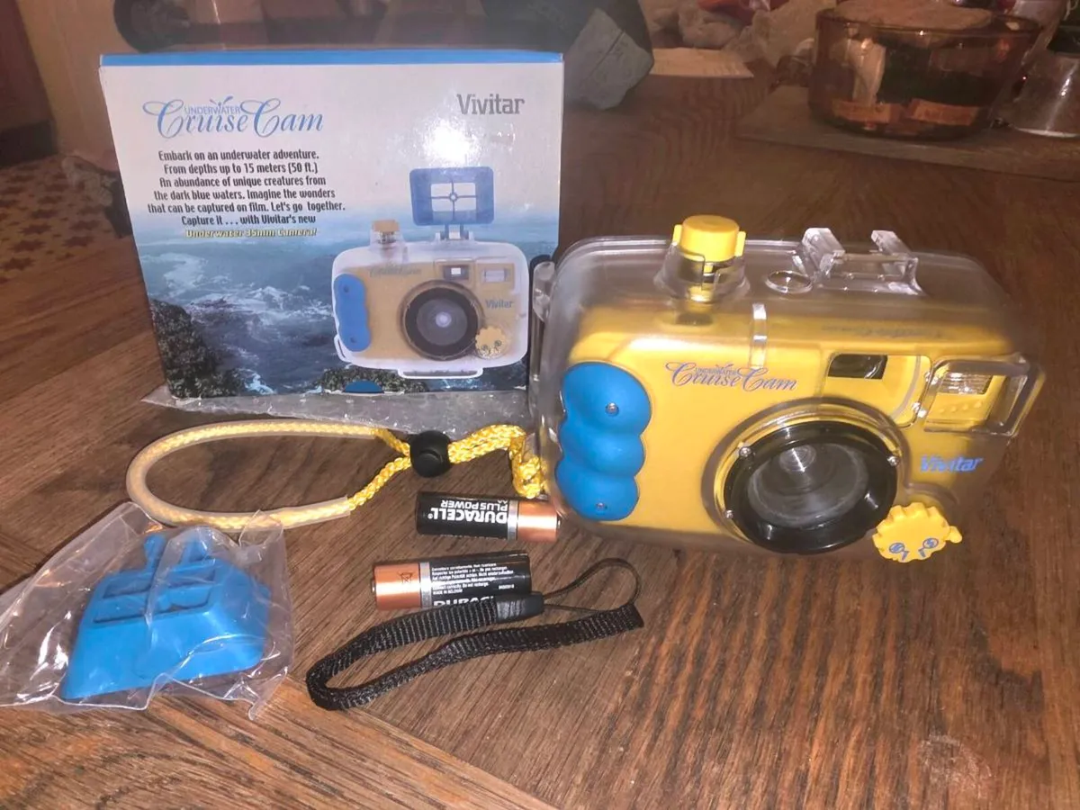 VIVITAR UNDERWATER CRUISE, Brand New 35mm CAMERA ! - Image 1