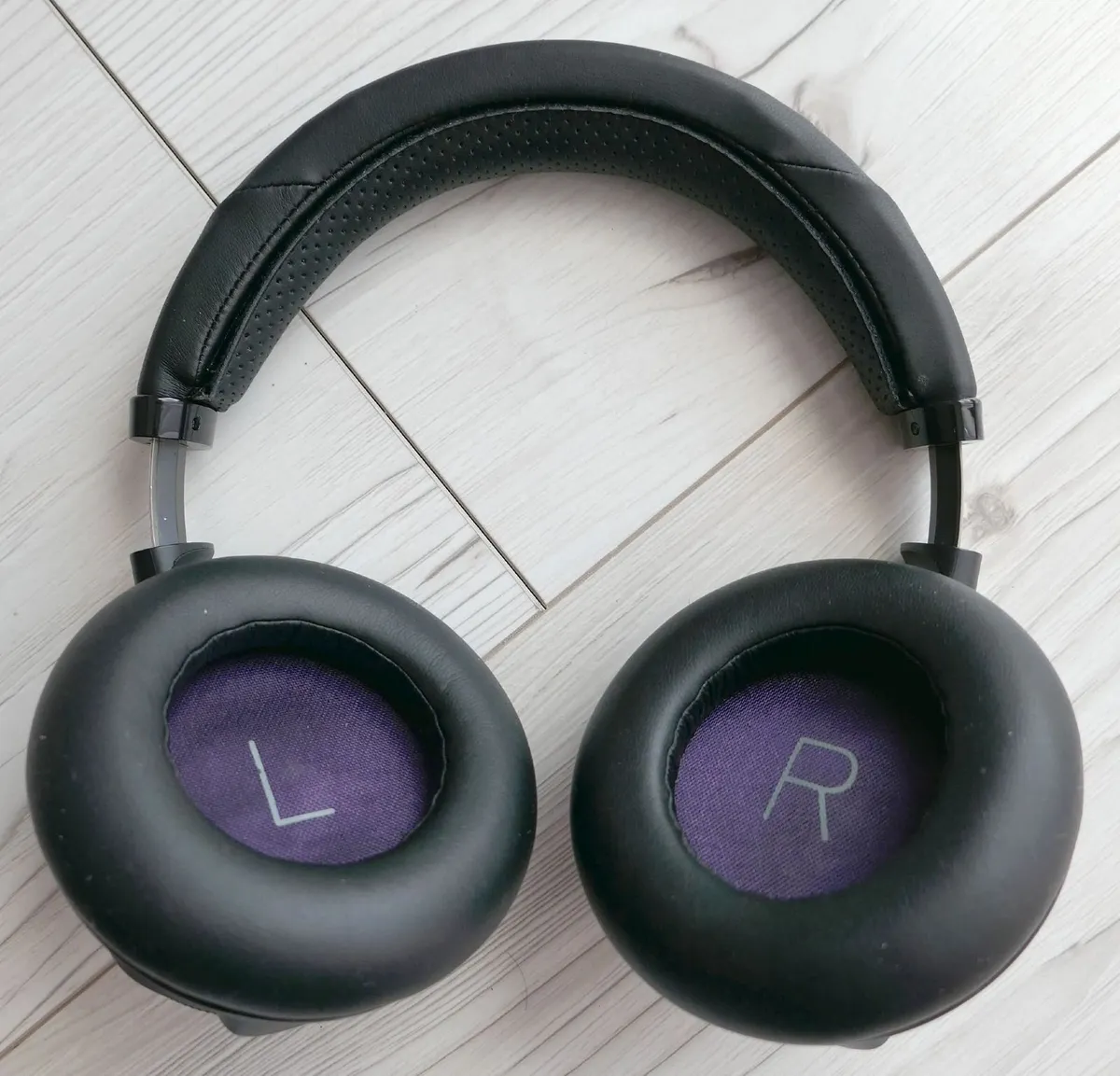 ANC headset - Image 2