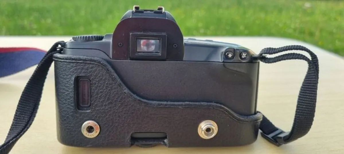 Canon EOS 500 body - Image 4