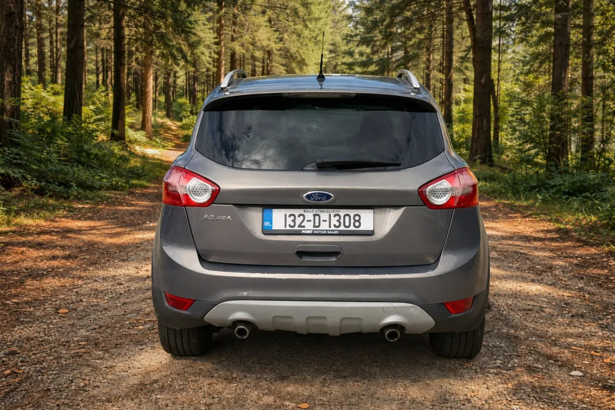 132 Ford Kuga 2.0TDI -ZETEC - 2 Seat Commercial - Image 3