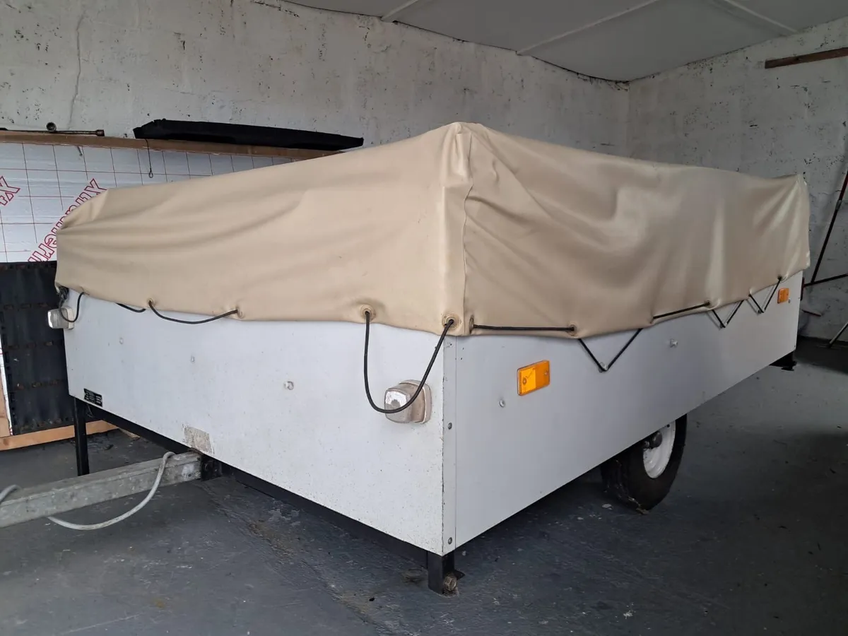 Trailer Tent - Image 3