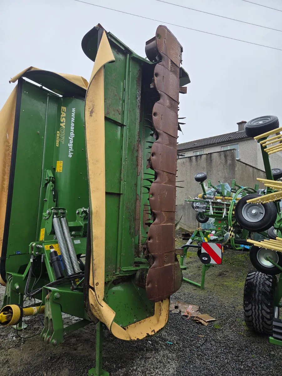 Krone mowers b750 Butterflies - Image 1