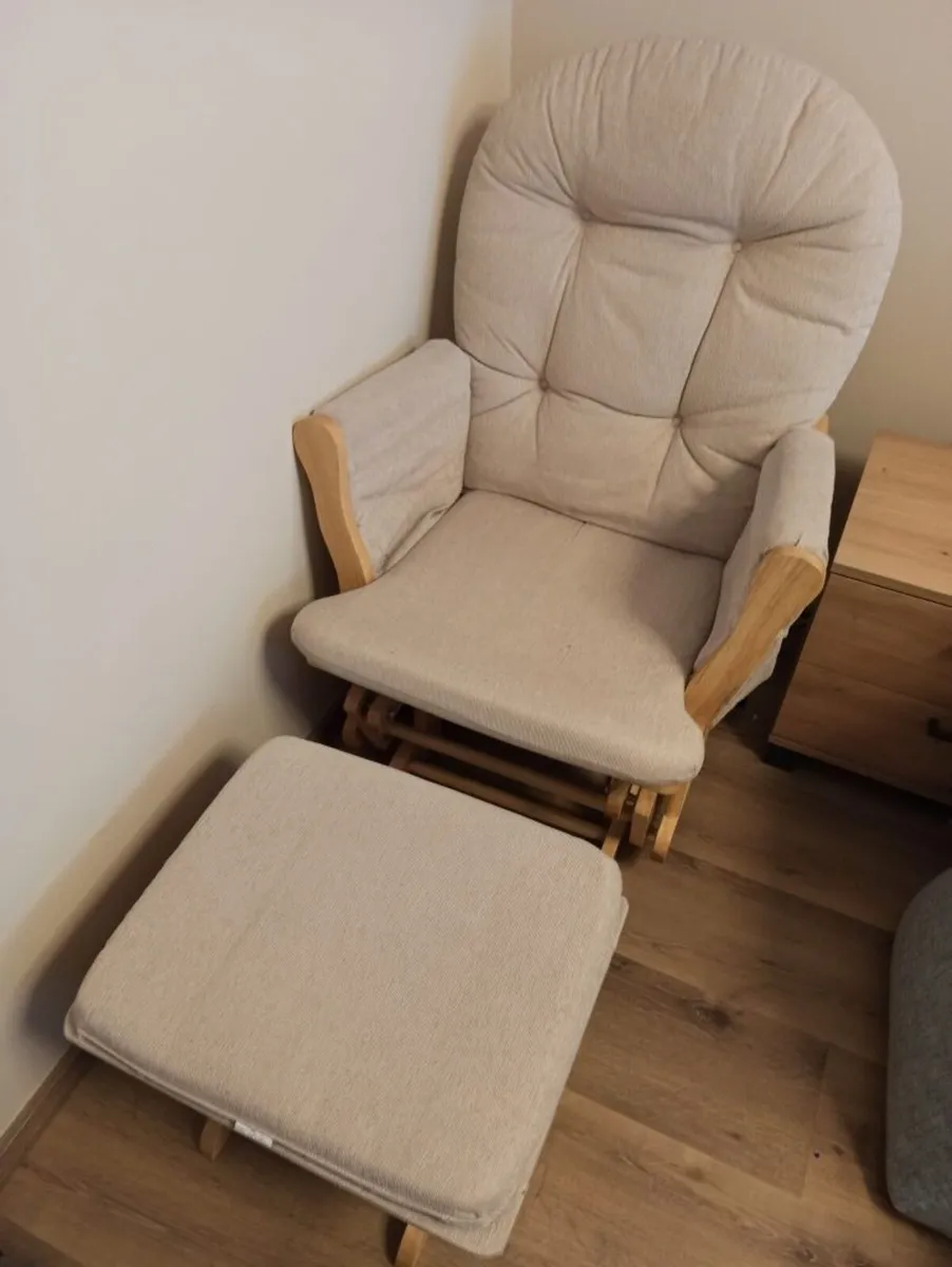 Babylo Rocking Nursing Chair with Footstool