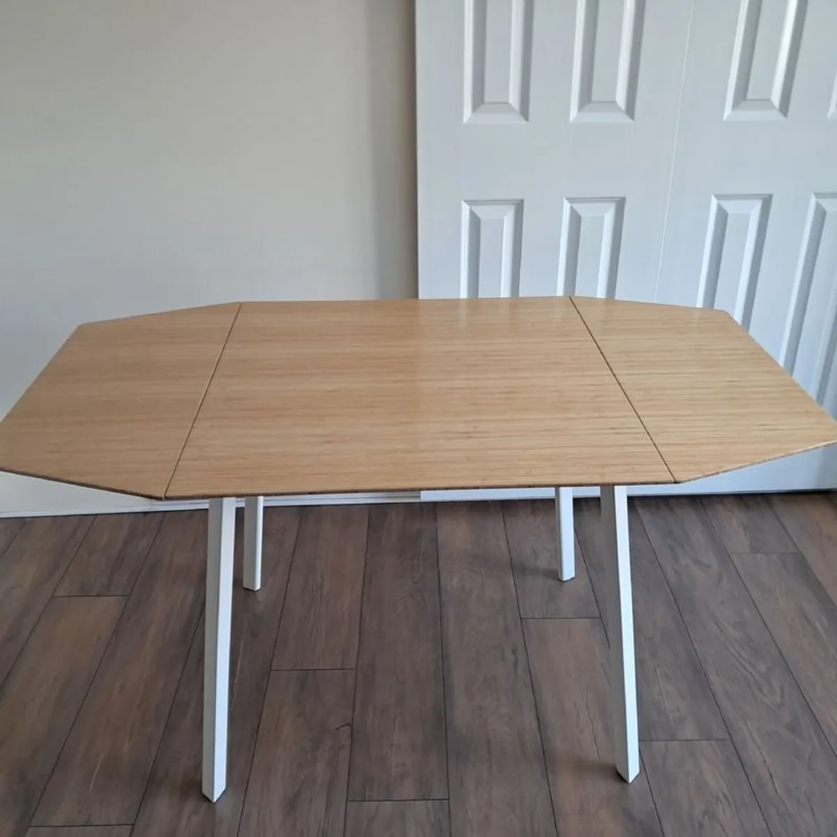 Dining table with drop leaf - Image 1