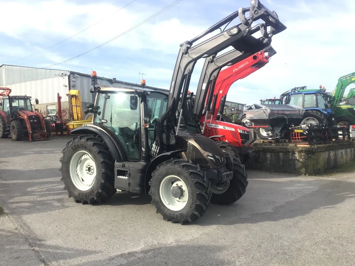 Valtra G115 with Loader - Image 1