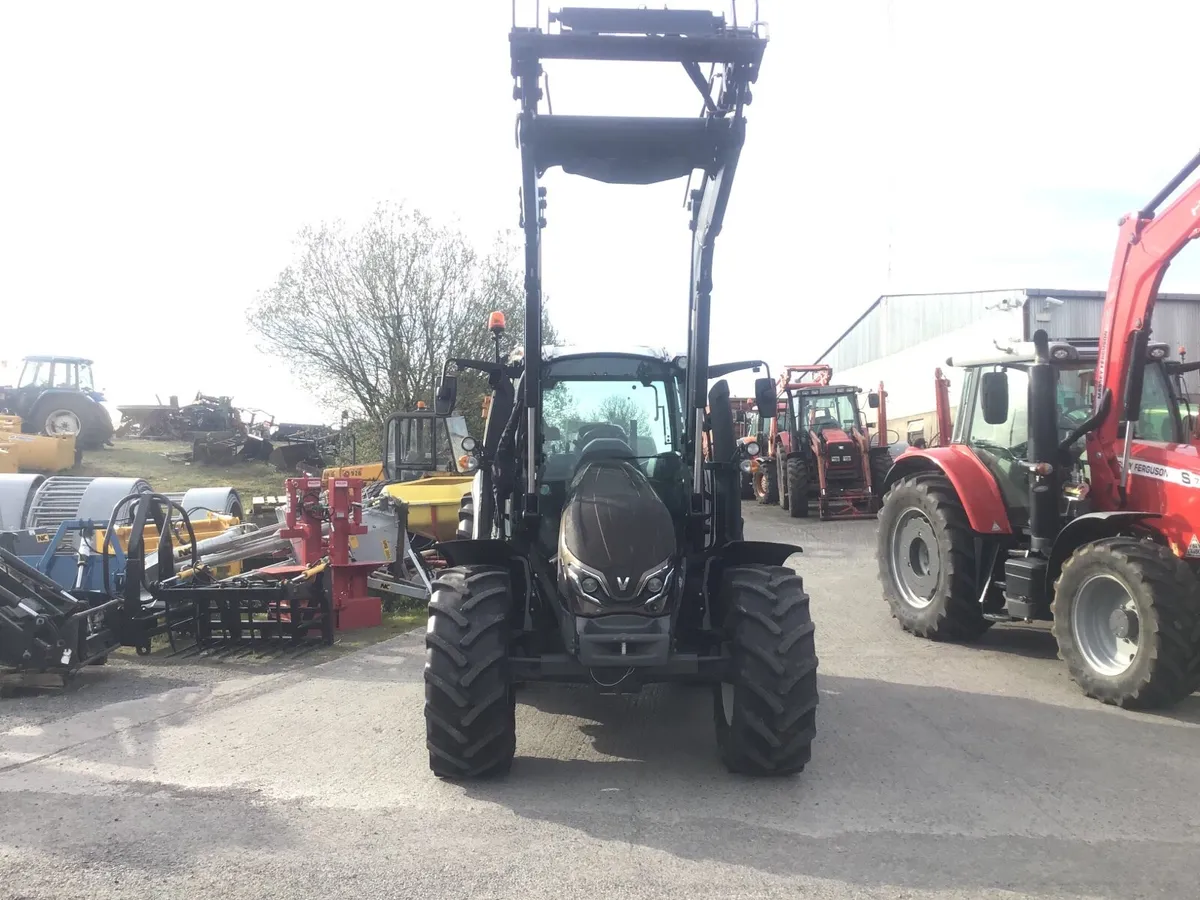 Valtra G115 with Loader - Image 3