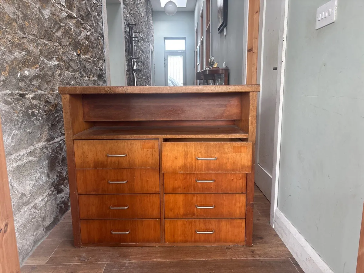 Mid century shop display unit - Image 1