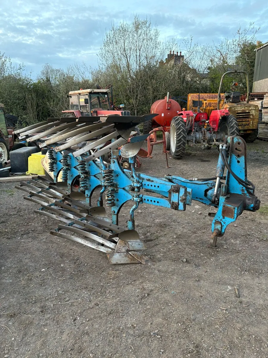 Lemken 4 furrow plough - Image 1