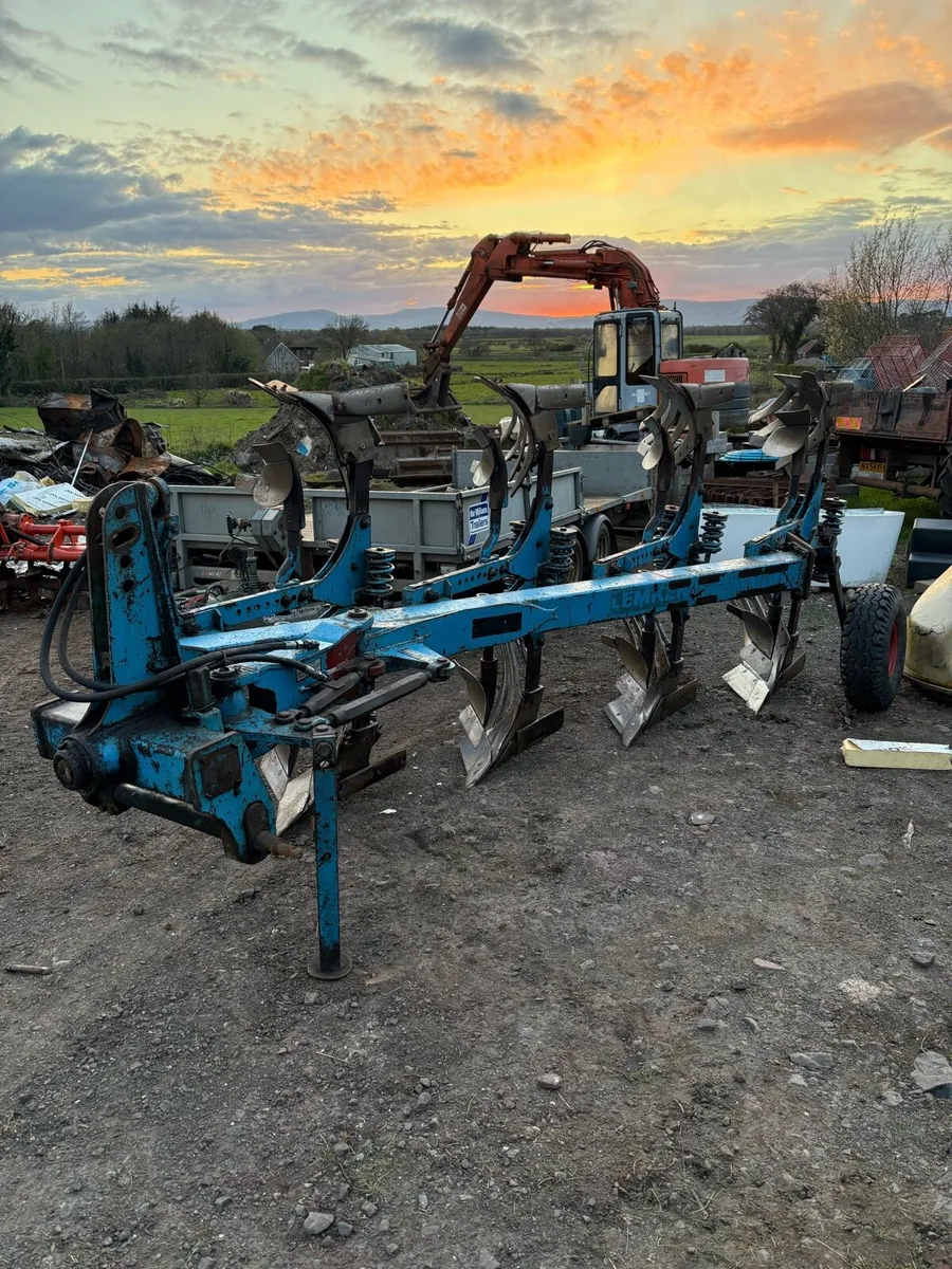Lemken 4 furrow plough - Image 2