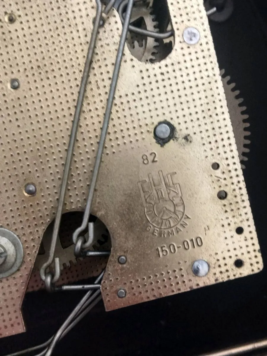 Vintage German HERMLE mantel clock - Image 3