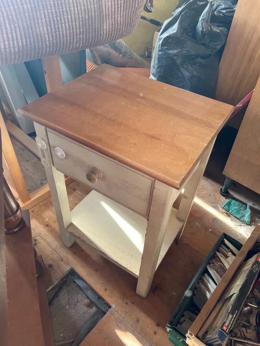 Night stand coffee table chest of drawers - Image 4