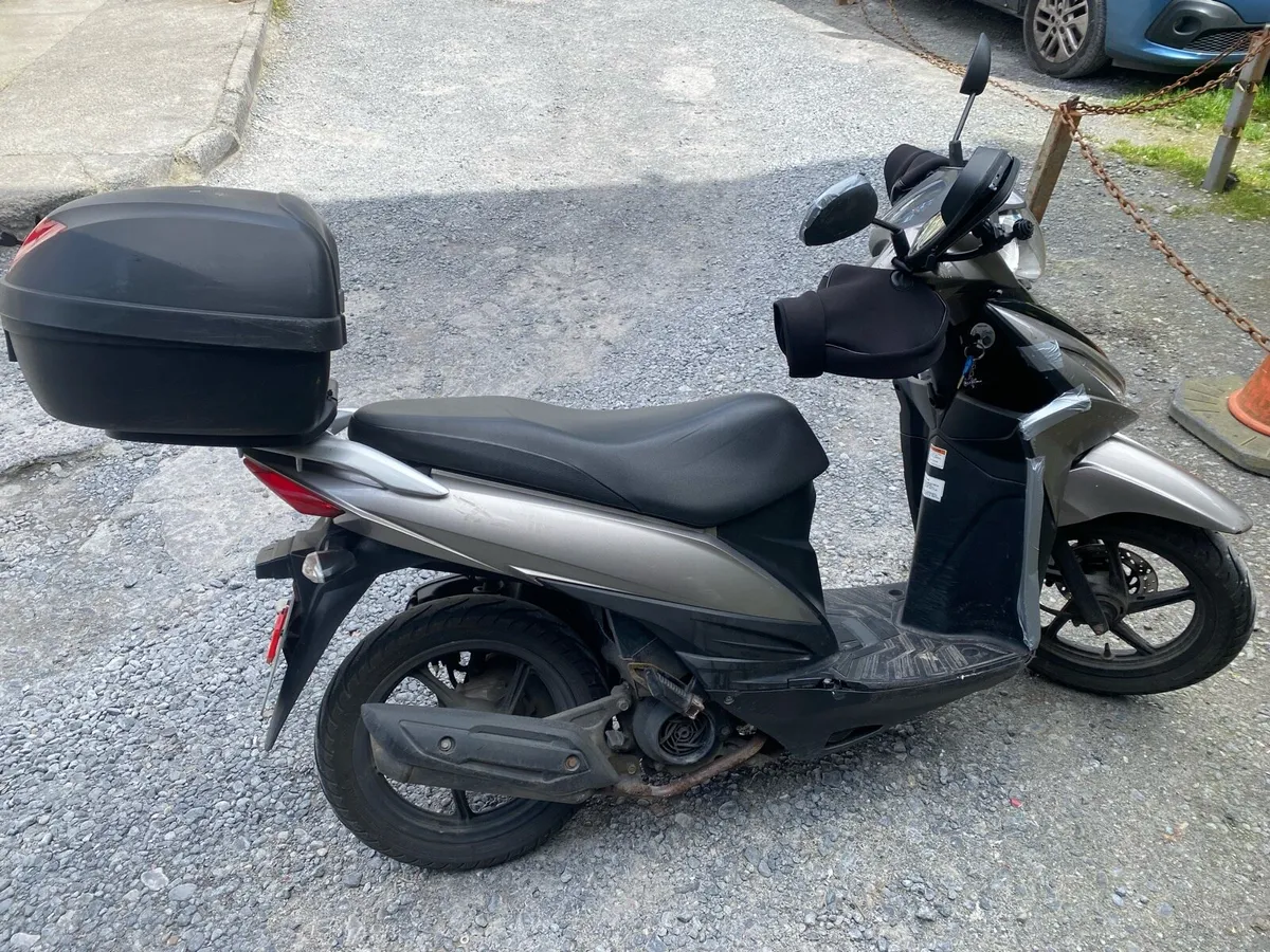 Suzuki Adress - Image 2