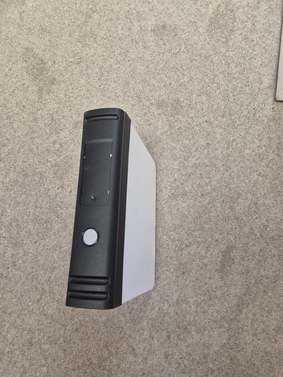 A4 Hard-Shell Ring Binder - Image 2