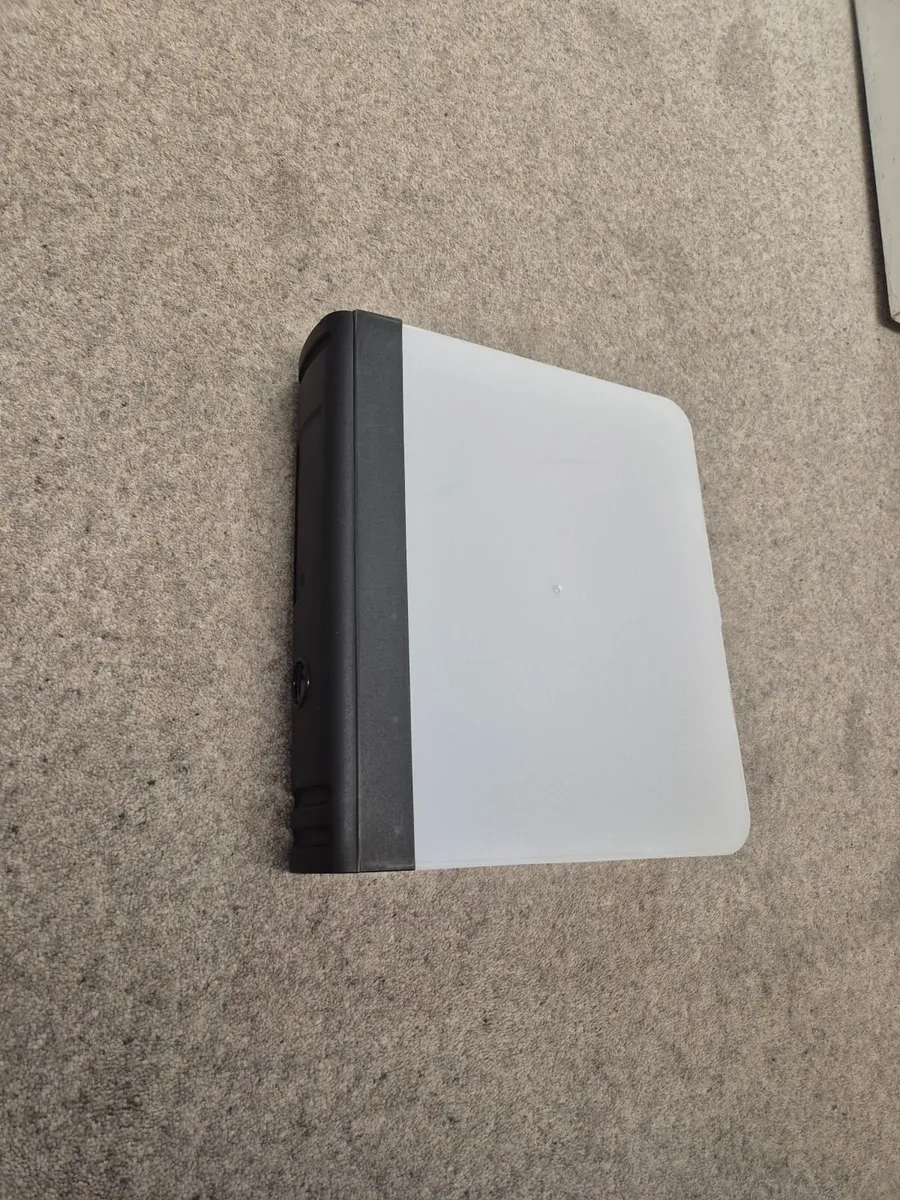 A4 Hard-Shell Ring Binder - Image 3