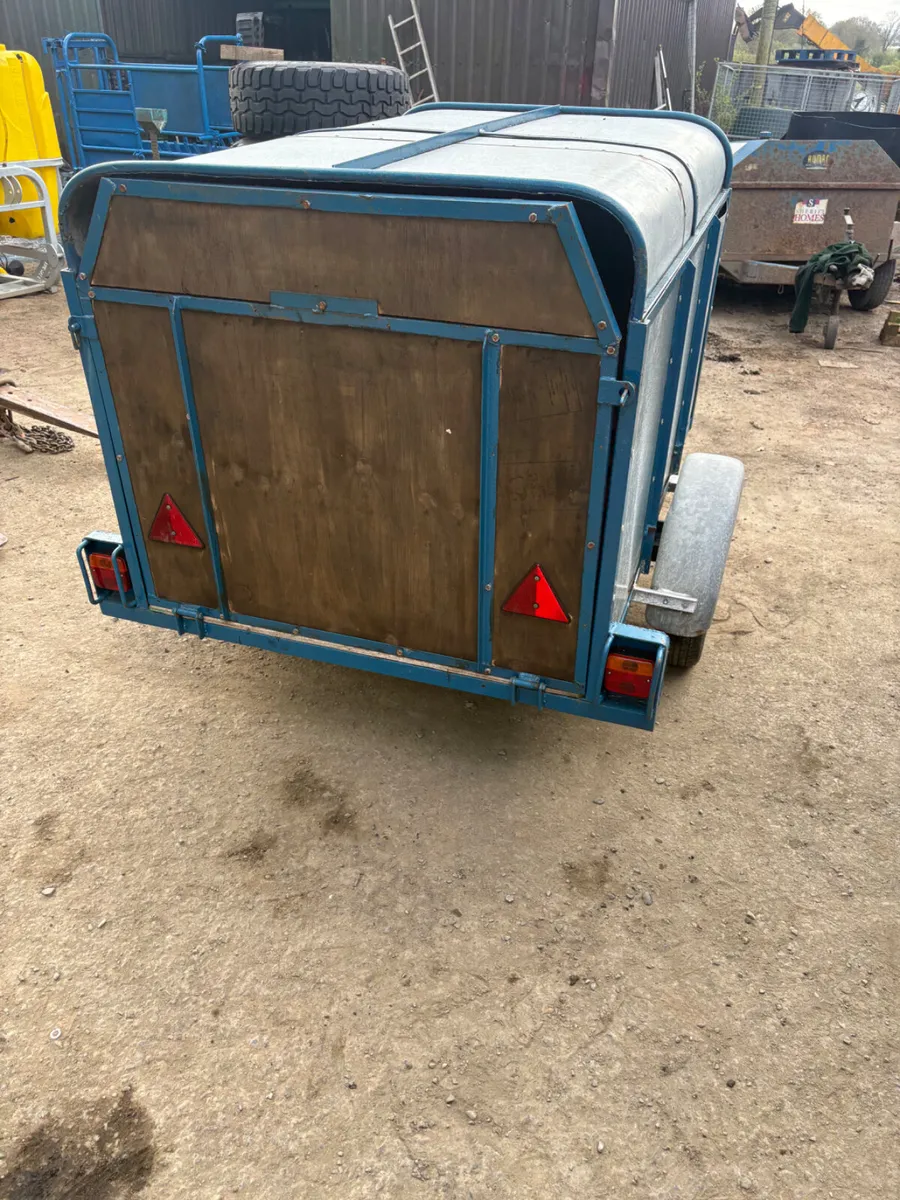 Calf sheep trailer - Image 2