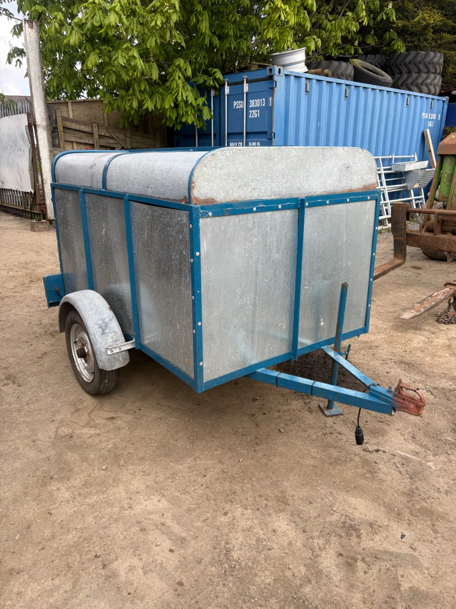 Calf sheep trailer - Image 1