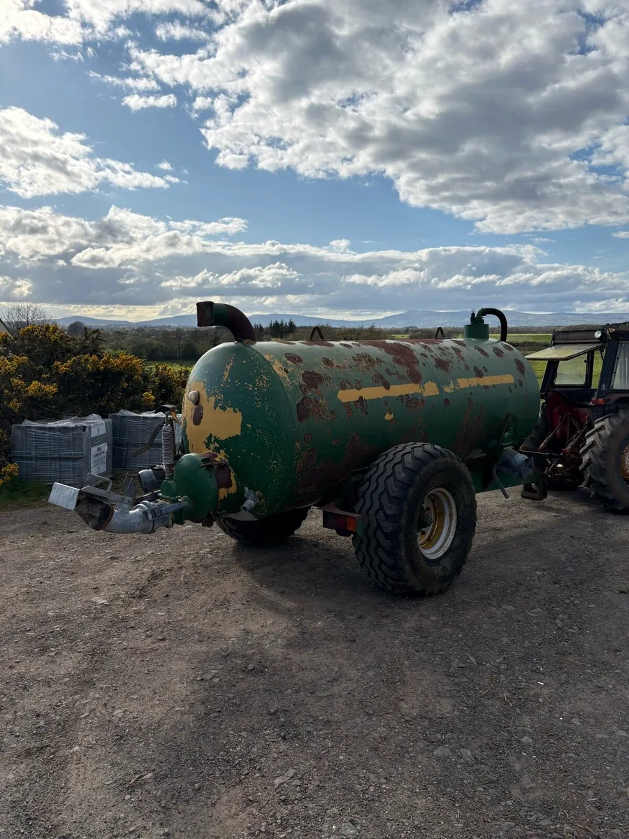 Fraser 1350 tanker - Image 4