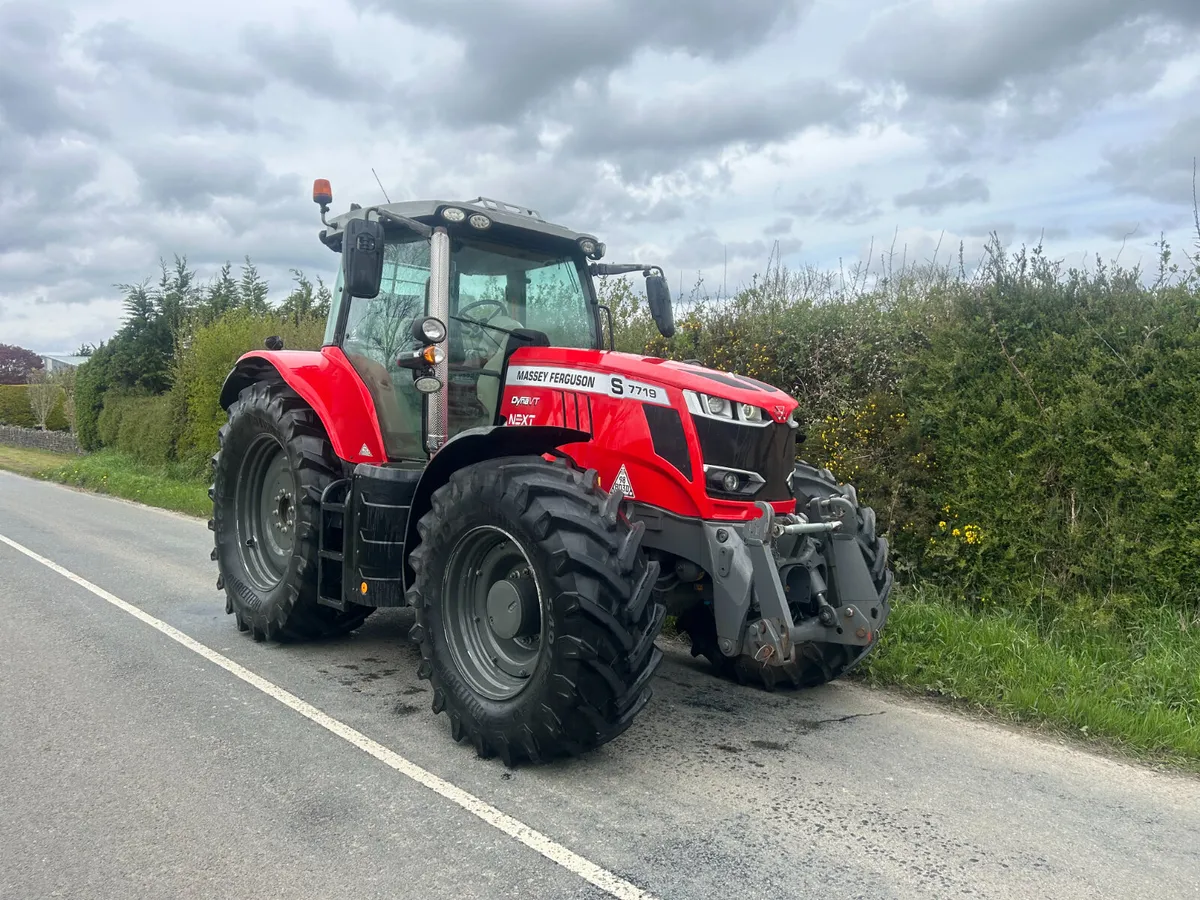 Massey Ferguson 7719S - Image 2