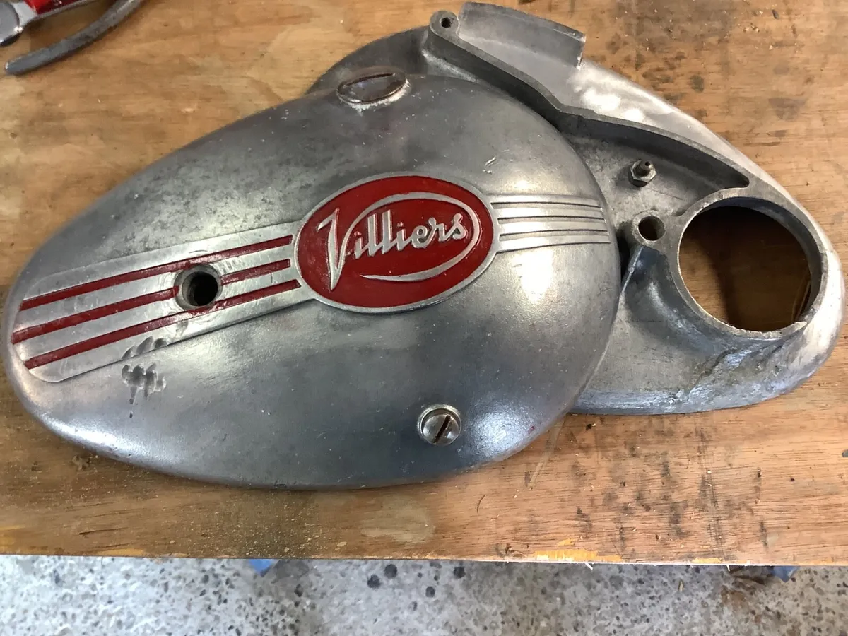 Motorcycle engine - Image 1