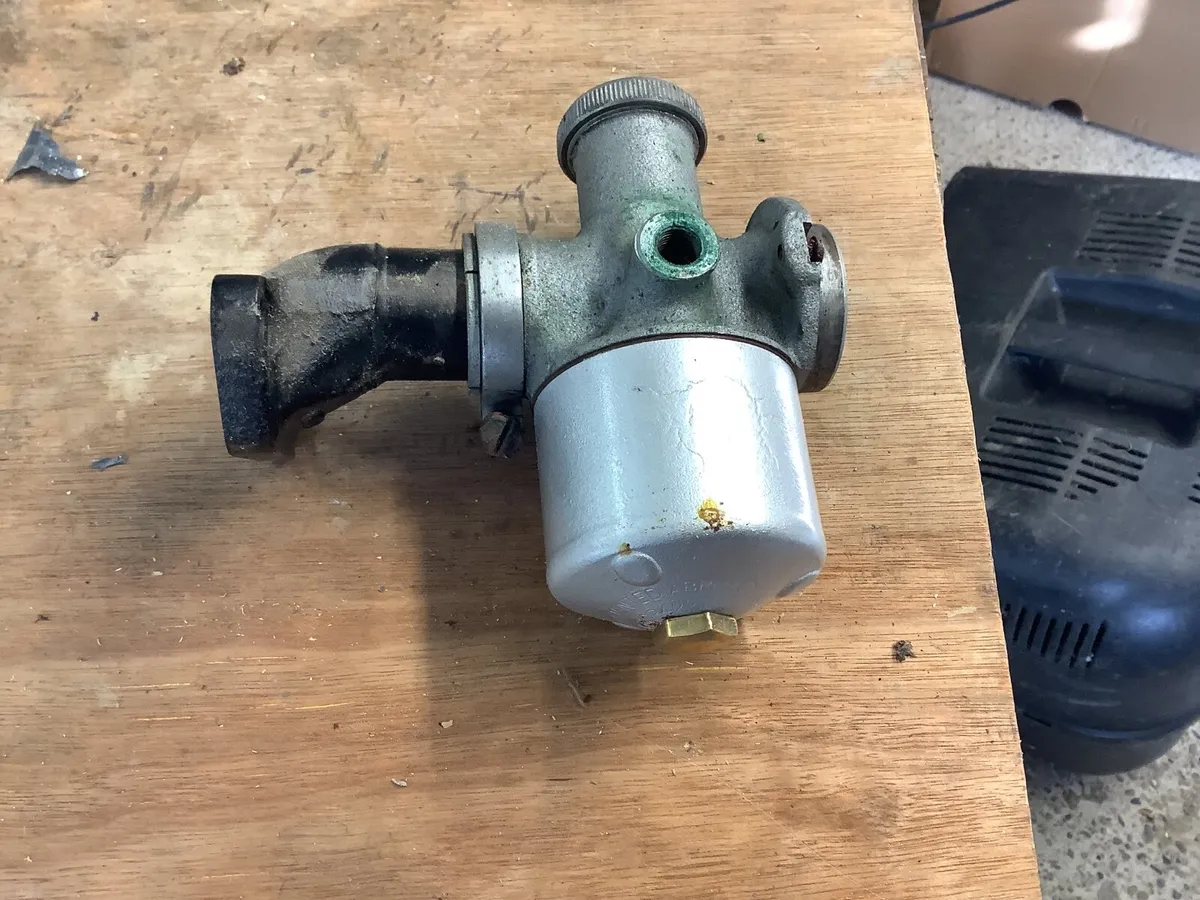 Motorcycle engine - Image 2