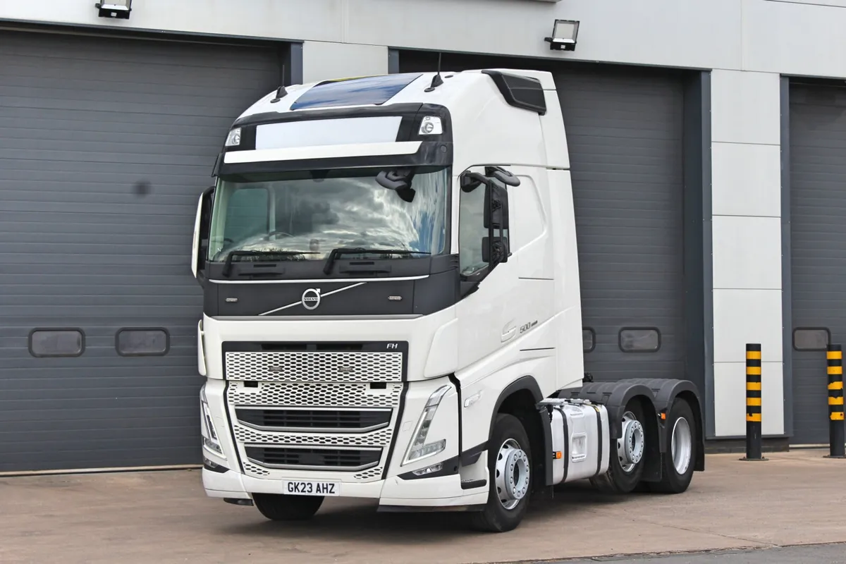 2023 (23) VOLVO FH500 6X2 TRACTOR UNIT - Image 1