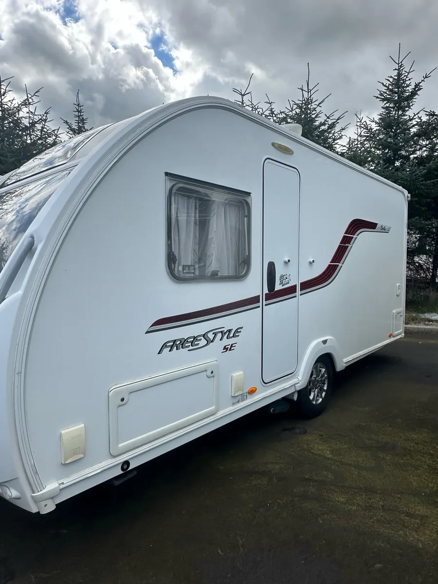 2016 SWIFT FREESTYLE SE - Image 2