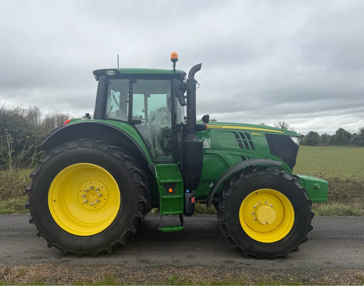 211 JOHN DEERE 6195M **REDUCED** - Image 1