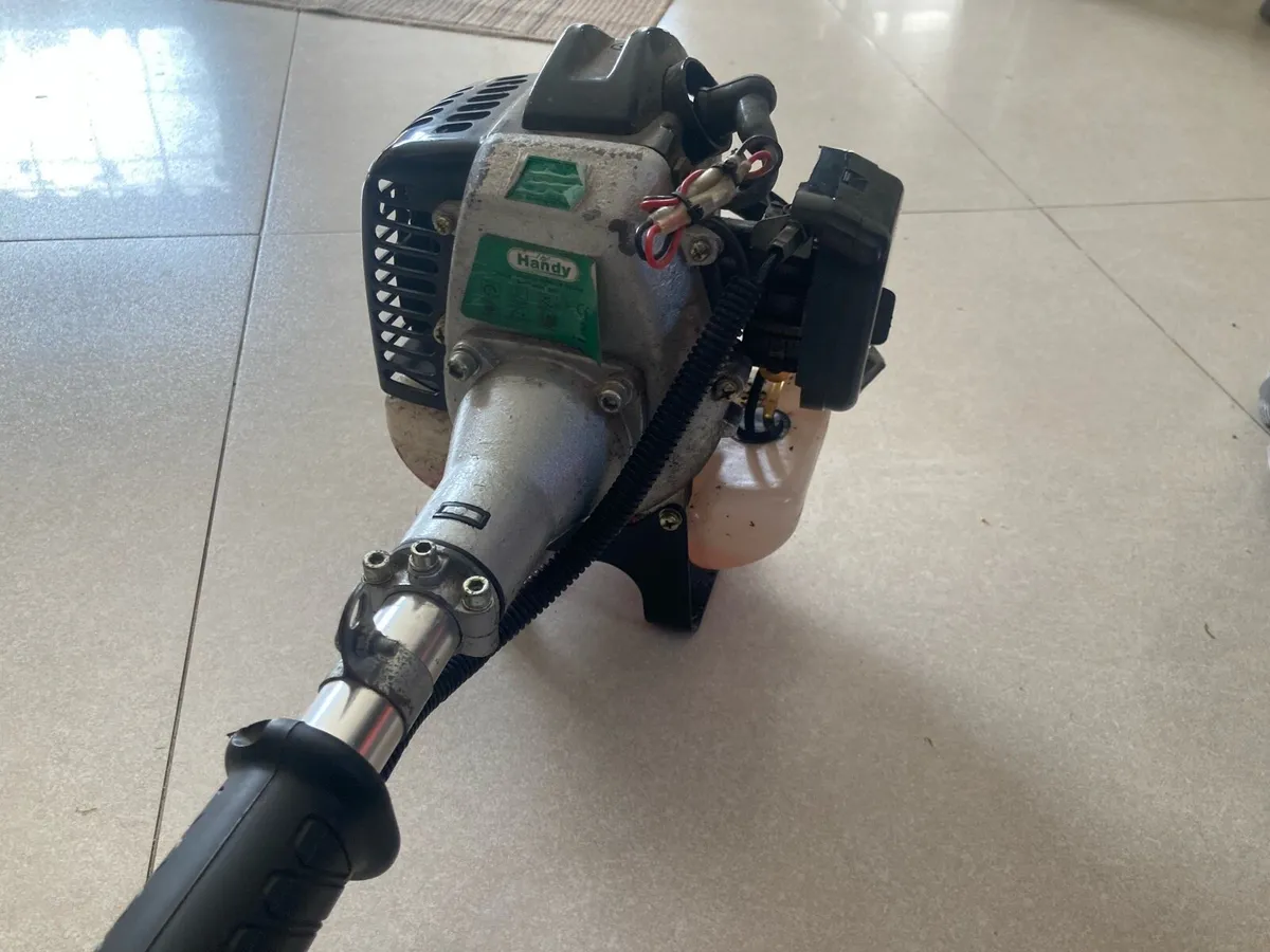 Grass Strimmers. - Image 3