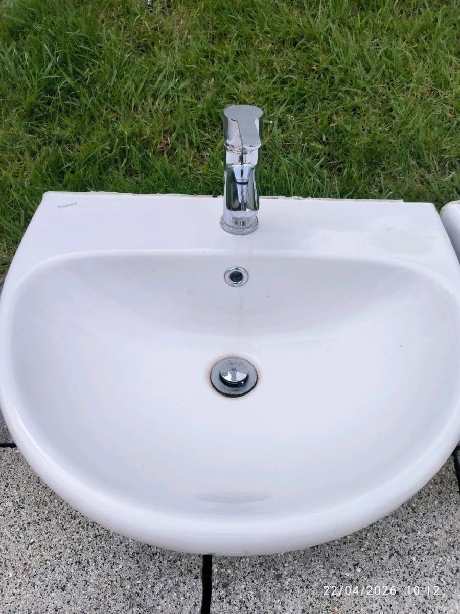 Bathroom Sink Basin with Chrome Mixer Tap – Excell - Image 3