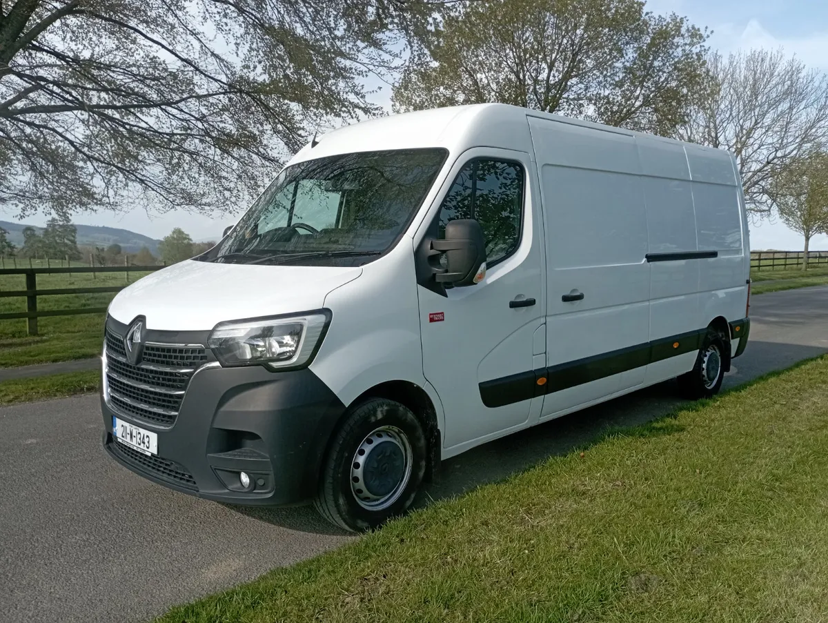 ~Renault Master-€12,950 + VAT~ - Image 4