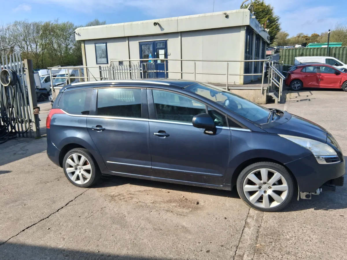 13 PEUGEOT 5008  1.6  AUTO (for parts only) - Image 4