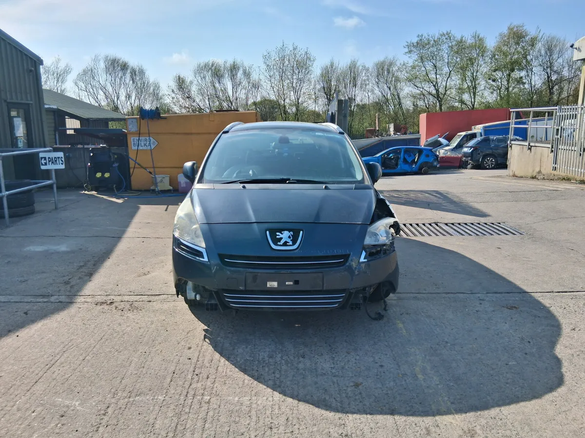 13 PEUGEOT 5008  1.6  AUTO (for parts only) - Image 2
