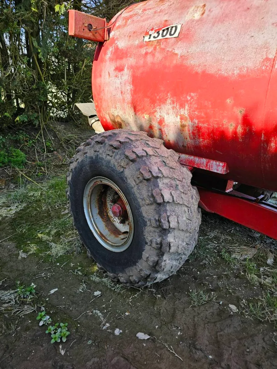 1300 Gallon Redrock Tanker - Image 4