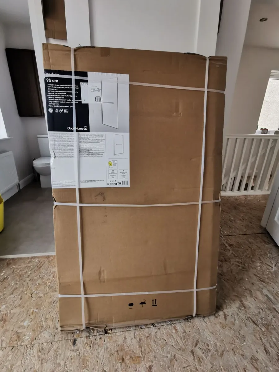 Silver Bath screen (W)950mm (H)1500mm - Image 1