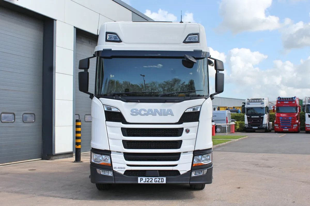 2022 (22) SCANIA R450 6X2 TRACTOR UNIT - Image 2
